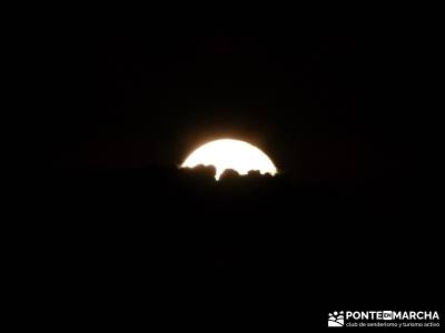 Peñaliendre y Canto Hastial a la Luz de la Luna;rutas senderismo por madrid cercedilla senderismo